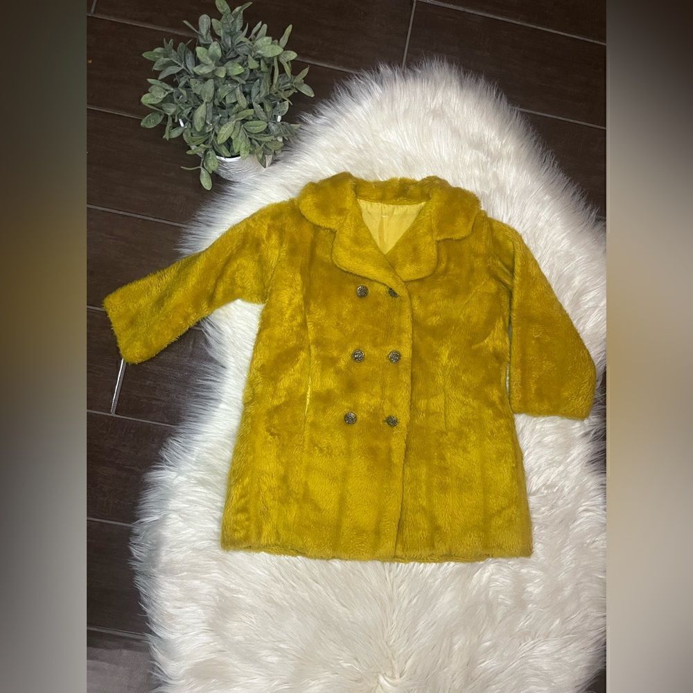 Beautiful faux fur Vintage Mustard colored pea coat
